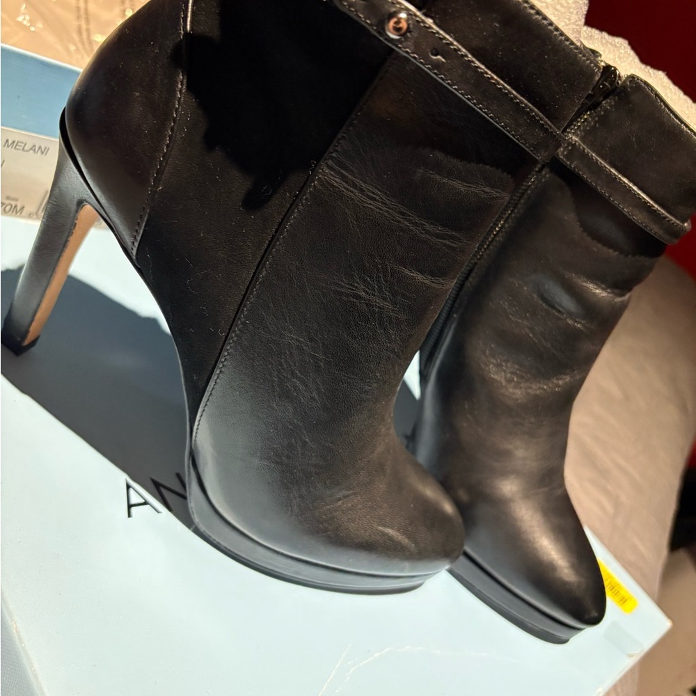 ANTONIO MELANI Elegant Black Leather Boots